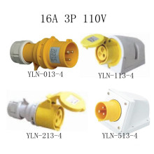 16A 110V gelber elektrischer Stecker und Sockel